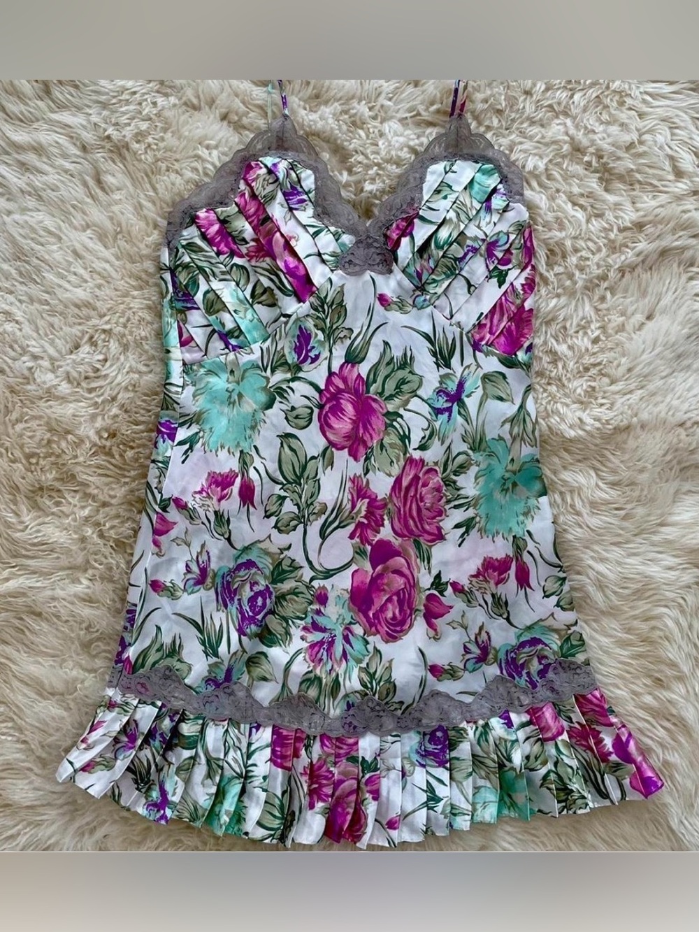 Vintage 90s Victoria’s Secret Gold Label